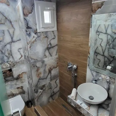 House Irene Aparthotel Sarti