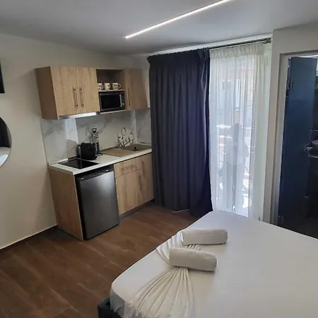 House Irene Aparthotel