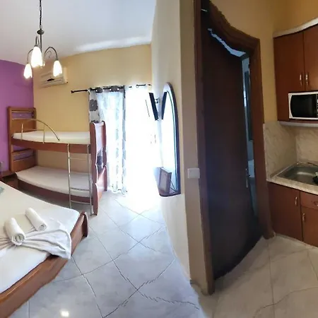 House Irene Aparthotel 3*