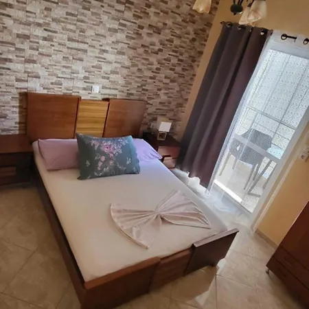 House Irene Aparthotel