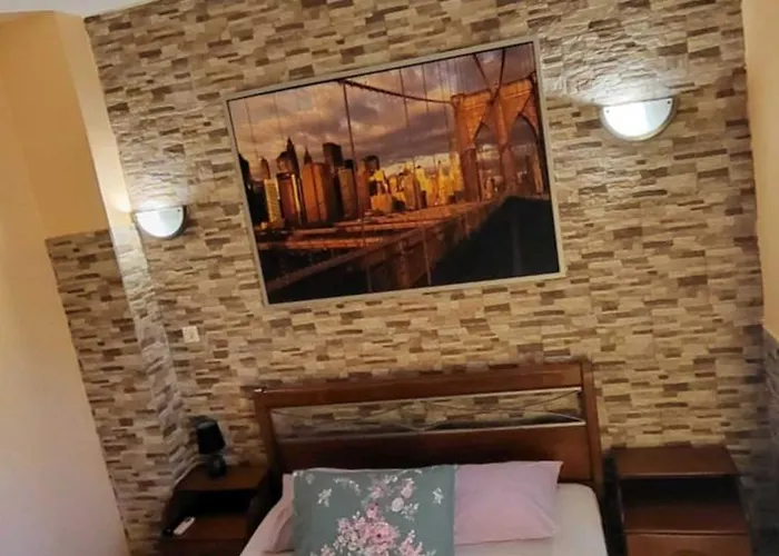 Lejlighedshotel House Irene Sarti
