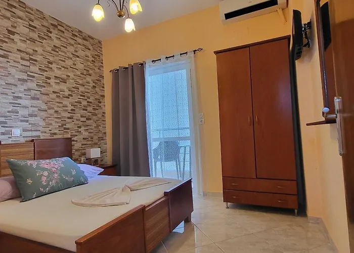 Lejlighedshotel House Irene Sarti